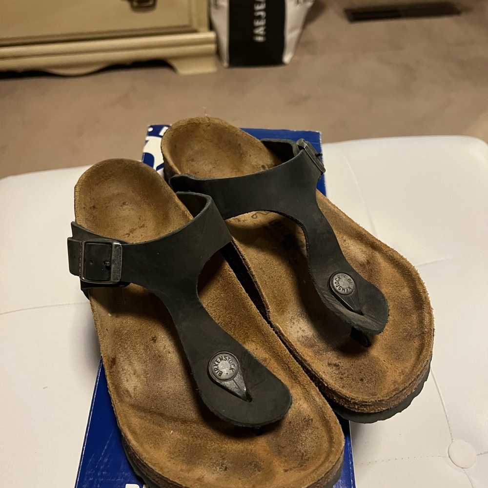 Birkenstock Gizeh sandals